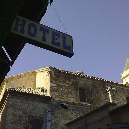 Hotel La Zambra Mancha Real エクステリア 写真